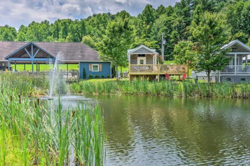 Lakeside Tiny Home Retreat With Pool And Hot Tub