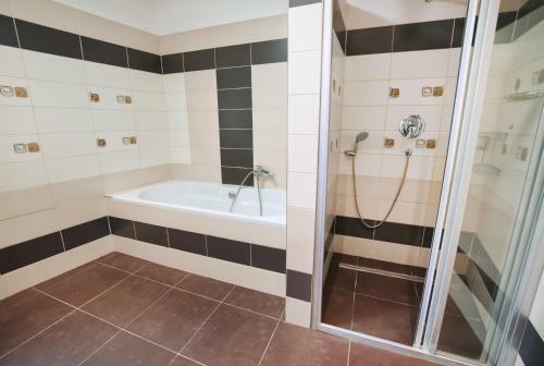 Hostal Penzion Kratochv�l