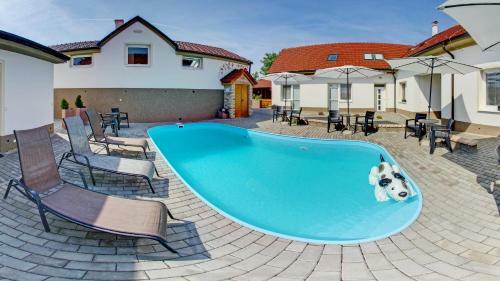 Hostal Penzion Kratochv�l
