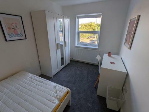 Apartamento Beautiful And Spacious 4 Bedroom Home Armley Leeds