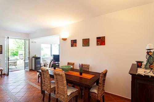 Amore Rentals - Villa The Stone On The Sea