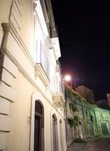 Apartamento Casa Roca, Modica Railway Station