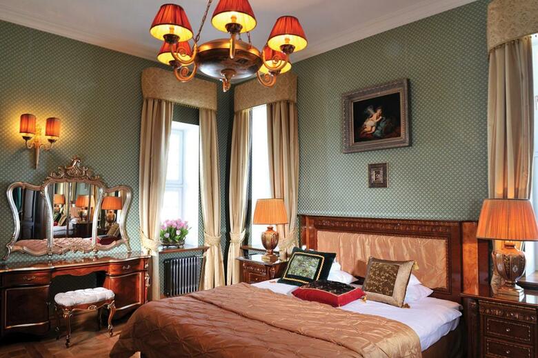 Hostal Palac Pac�ltowo