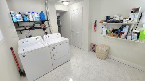 Private Ground Level Suite With Patio