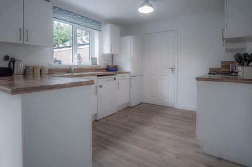 Maes Yr Odyn - 4 Bedroom Holiday Home - Narberth