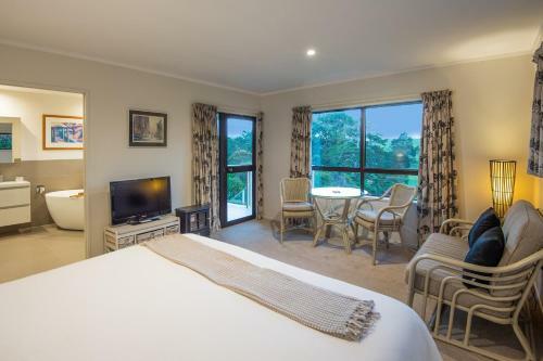 Bed & Breakfast Morepork Riverside Lodge