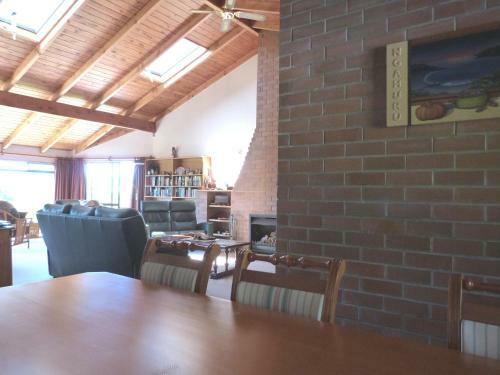 Bed & Breakfast Morepork Riverside Lodge