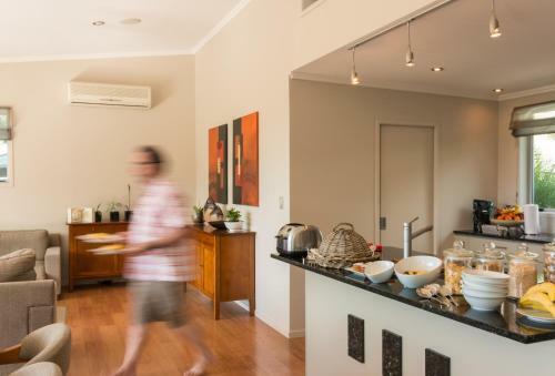Bed & Breakfast Decks Of Paihia