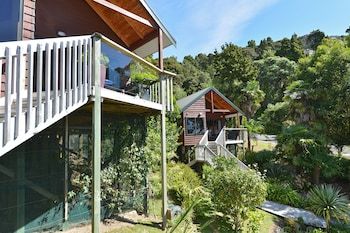 Abri Apartments