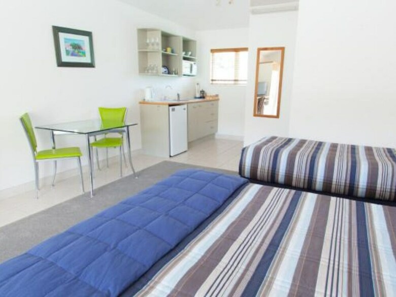 Admirals View Lodge