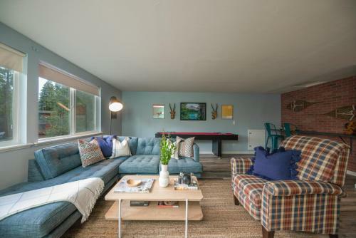 Alpine Bay By Avantstay 5mins To Diamond Peak Skiing W Expansive Deck