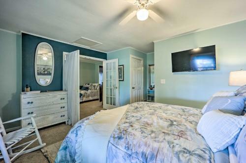 Grand Lake Getaway With Resort-like Amenities!