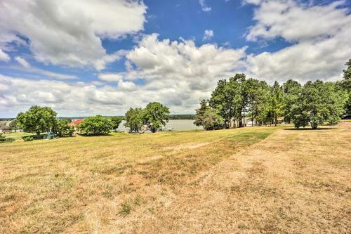 Grand Lake Getaway With Resort-like Amenities!