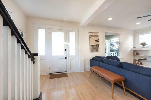 Cascade Living Home