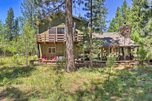 Forest Haven With Hot Tub - 1 Mi To Village!