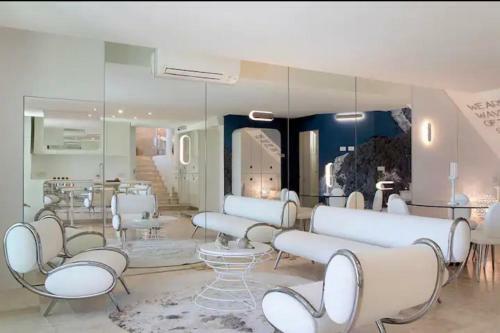 Villa Aldia White