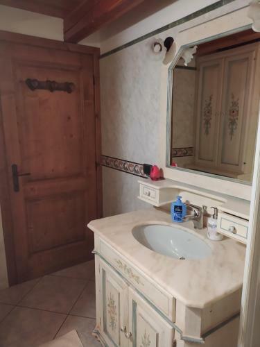 Apartamento Grazioso Appartamento Di Montagna In Centro Valle