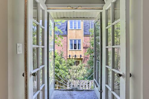 Philly Townhome With Private Patio And City Views