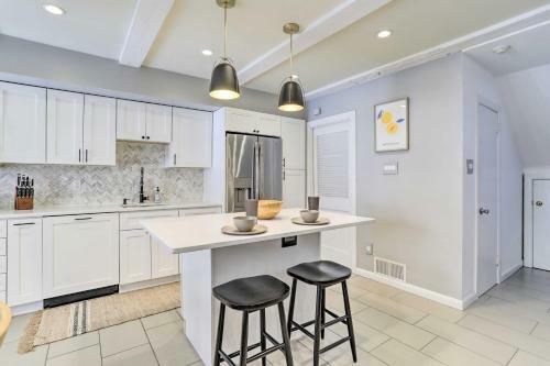 Philly Townhome With Private Patio And City Views