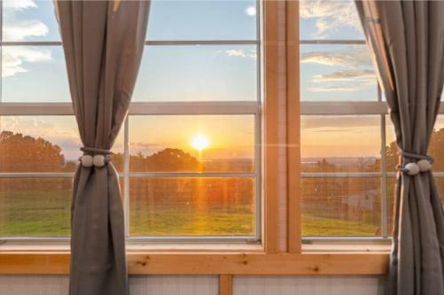Chasing Views Tiny House