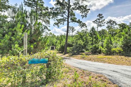 Pet-friendly Retreat Less Than 5 Mi To Bastrop Lake!