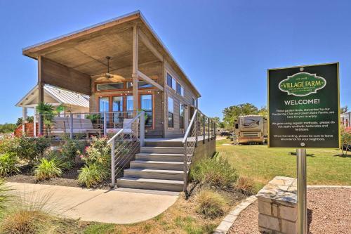 Upscale Tiny Home - Boho-chic Austin Getaway!