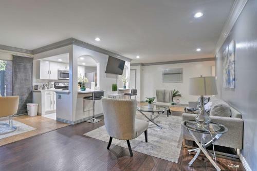 Apartamento Grand Prairie Condo With Community Pool Access!