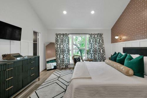 Evergreen Cove - Lakeside Townhouse On Lake Conroe