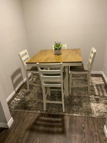 Apartamento Chateaux Dijon In Midtown Houston With 2 Queen Size