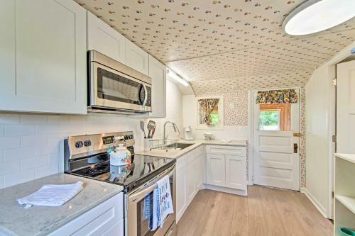 Charming Horicon Cottage And Dock On Rock River