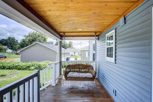 Charming Lake Winnebago Retreat Dock And View!