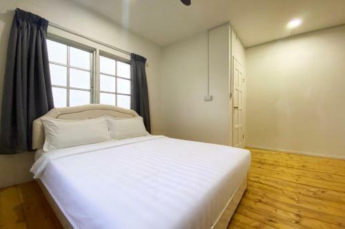 Oyo Home 90329 Bridge House Homestay