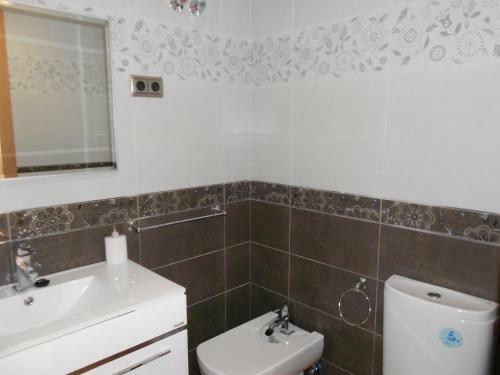 Salom� Beach Apartments
