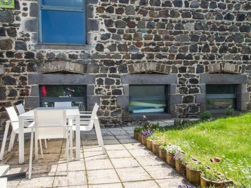 G�te N�bouzat, 4 Pi�ces, 6 Personnes - Fr-1-630-252
