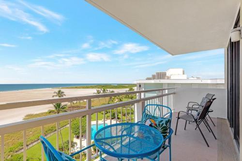 Tradewinds 817