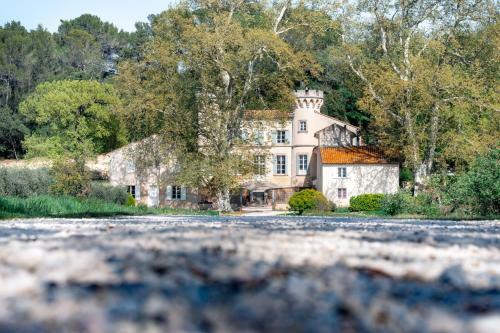 G�te Les Tours - G�te de Groupe En Provence