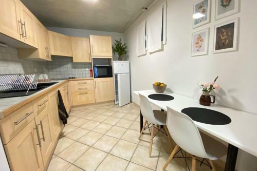 Apartamentos ? L'�vasion En Provence ? Clim-wifi-netflix ?