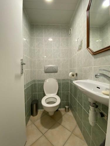 Apartamentos ? L'�vasion En Provence ? Clim-wifi-netflix ?
