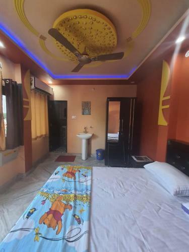 City Paradise AC Deluxe Lodge, Balrampur