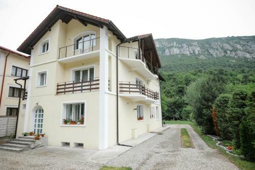 Casa Astoria