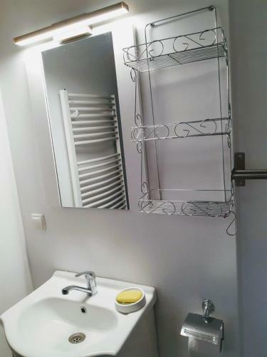 Hostal Casa Cu Flori