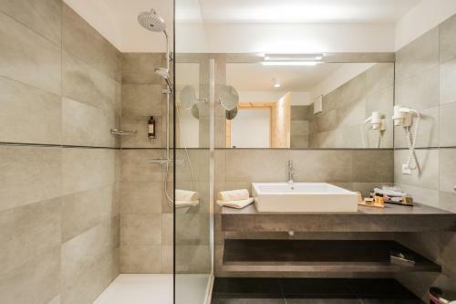Hotel Dolomitenhof & Chalet Alte Post