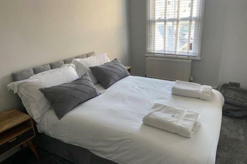 Beachside Apartment In The Centre Of Town