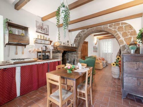 Pleasing Holiday Home In Elmo-sorano With A Whirpool