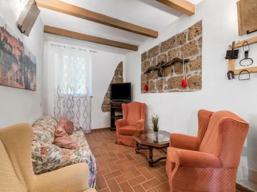 Pleasing Holiday Home In Elmo-sorano With A Whirpool
