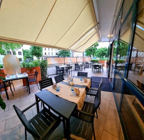 Hotel Mirella