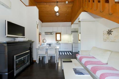 Nupuri Cottage