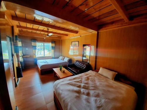 Hotel Waterside