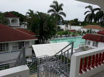 Executive Mammee Bay Hotel