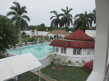 Executive Mammee Bay Hotel